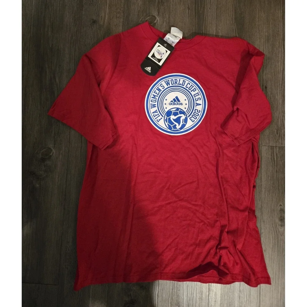 adidas FIFA Women's World Cup Graphic Logo T-Shirt Red XL Crew Neck